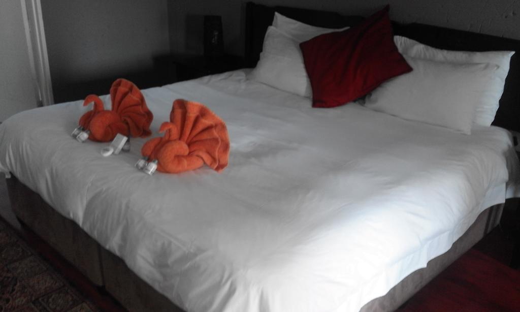 Flamboyant Guest Lodge Johannesburg Kültér fotó